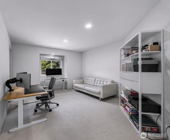3608 264th Avenue NE, Redmond, WA 98053