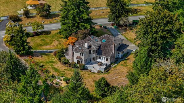 3608 264th Avenue NE, Redmond, WA 98053