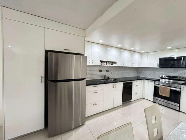 1351 NE Miami Gardens Drive 511e, Miami, FL 33179