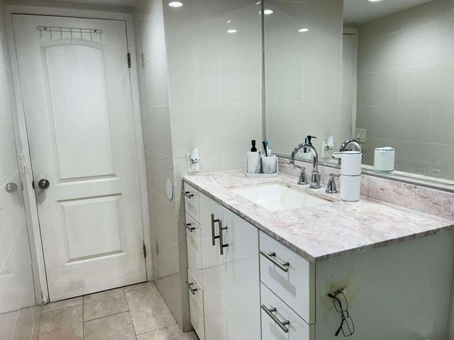 1351 NE Miami Gardens Drive 511e, Miami, FL 33179