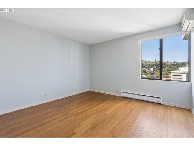 2211 Sw 1st Ave 1704, Portland, OR 97201