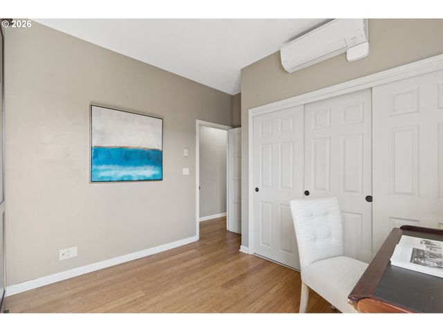 2211 Sw 1st Ave 1704, Portland, OR 97201