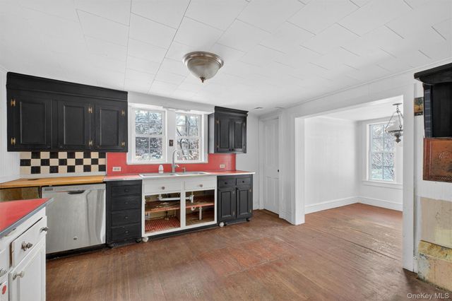 91 Clove Branch Road, Hopewell Junction, NY 12533