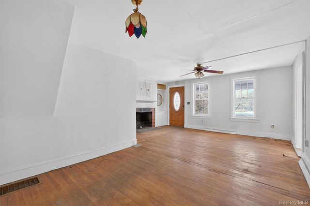 91 Clove Branch Road, Hopewell Junction, NY 12533