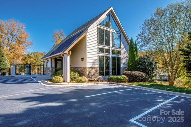 2344 Smith Cove Road, Denver, NC 28037