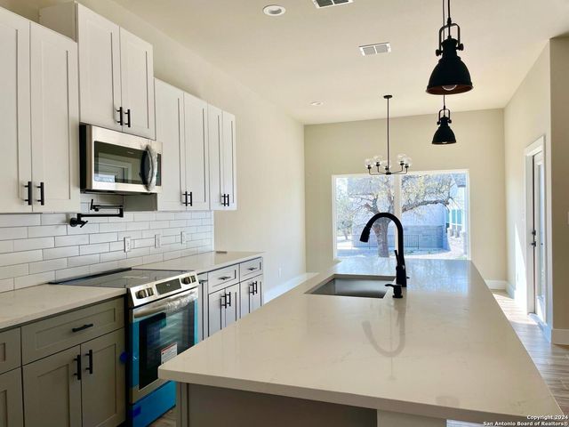 101 Joseph Lilley, Blanco, TX 78606