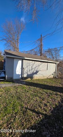 4327 Pruitt Ct, Louisville, KY 40218