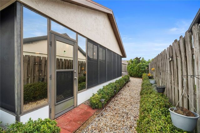 9950 Vanillaleaf ST, Fort Myers, FL 33919