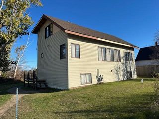 210 Lake Avenue NE, Bemidji Twp, MN 56601