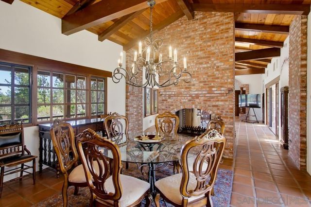 5443 Calzada Del Bosque, Rancho Santa Fe, CA 92067