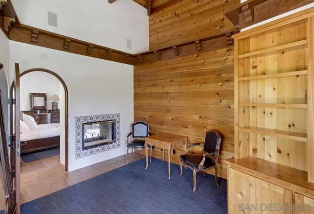 5443 Calzada Del Bosque, Rancho Santa Fe, CA 92067
