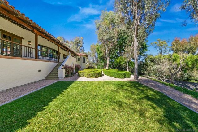 5443 Calzada Del Bosque, Rancho Santa Fe, CA 92067