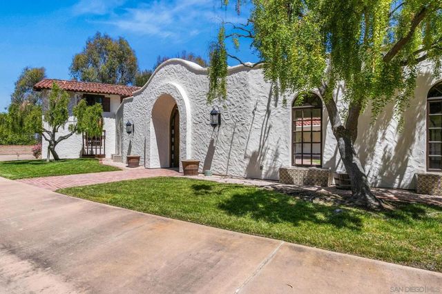 5443 Calzada Del Bosque, Rancho Santa Fe, CA 92067