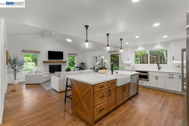 31 Arjang Ct, Alamo, CA 94507