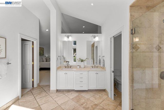 31 Arjang Ct, Alamo, CA 94507