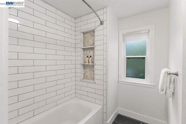 31 Arjang Ct, Alamo, CA 94507