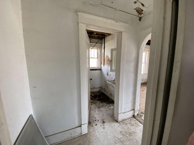 2114 S Joplin Avenue, Joplin, MO 64804