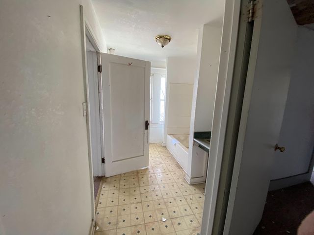 2114 S Joplin Avenue, Joplin, MO 64804