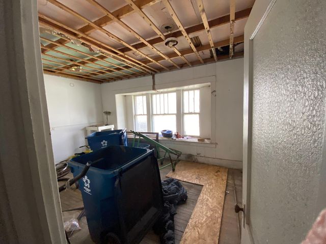 2114 S Joplin Avenue, Joplin, MO 64804