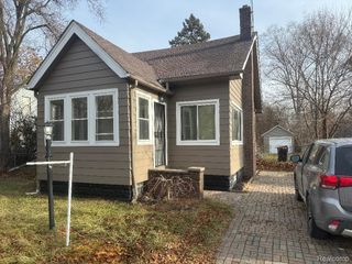 21130 Inkster Road, Southfield, MI 48033