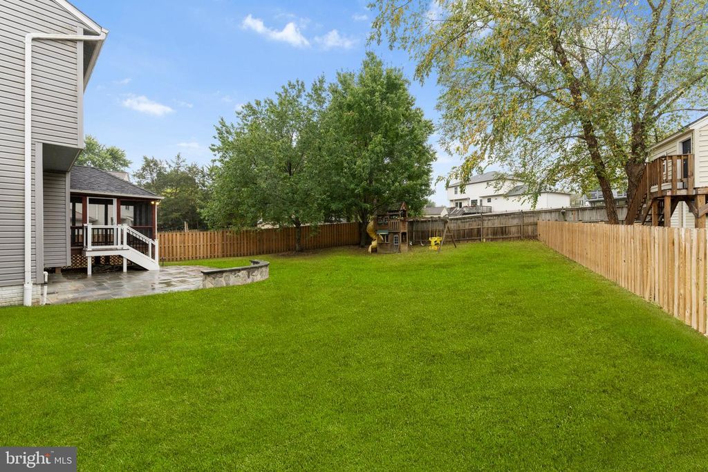1401 KINGSVALE CIR, Herndon, VA 20170