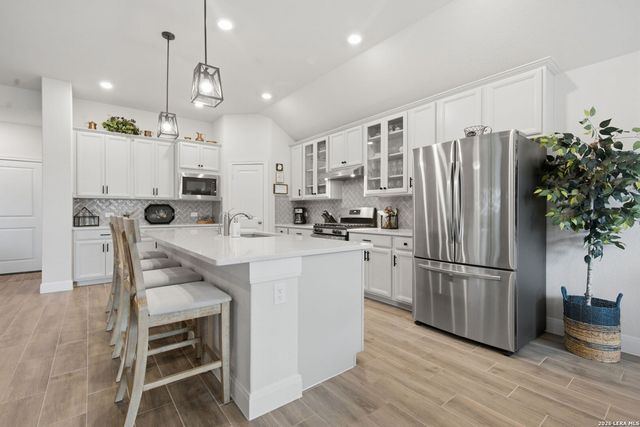 2262 Hoja, New Braunfels, TX 78132