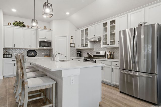 2262 Hoja, New Braunfels, TX 78132
