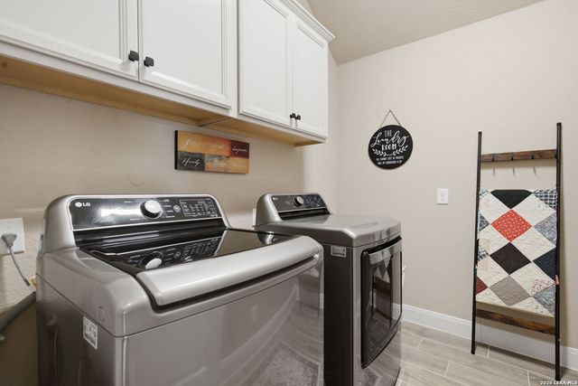 2262 Hoja, New Braunfels, TX 78132