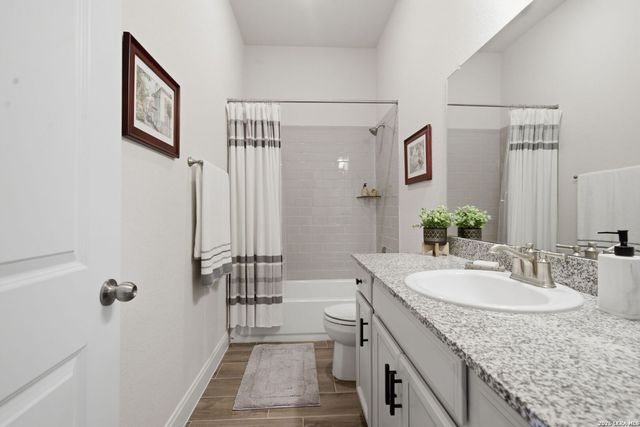 2262 Hoja, New Braunfels, TX 78132