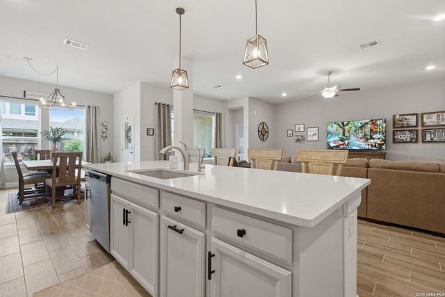 2262 Hoja, New Braunfels, TX 78132