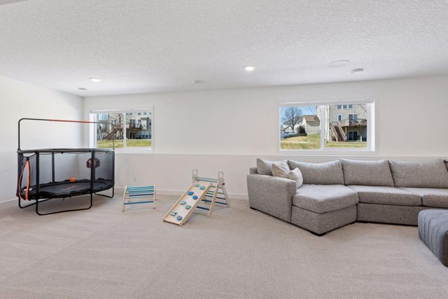 17826 Meadows Way SE, Prior Lake, MN 55372