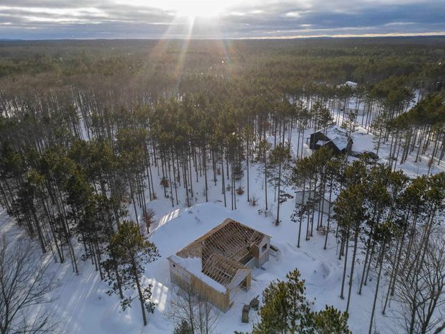 10201 Thiel Road, Traverse City, MI 49685