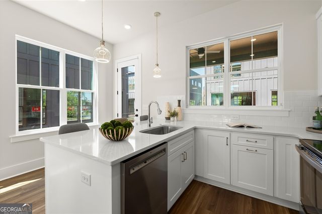 1120 W Marietta Street NW, Atlanta, GA 30318