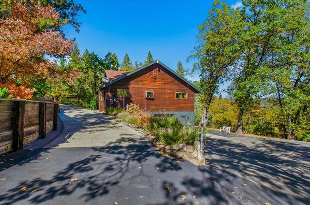 5617 Indian Hills Rd, Murphys, CA 95247