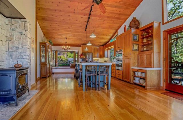 5617 Indian Hills Rd, Murphys, CA 95247