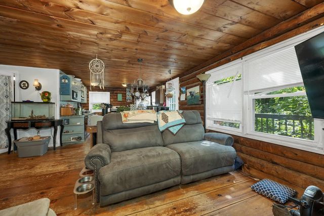 107 Orchard Hill Road, Barrington, NH 03825