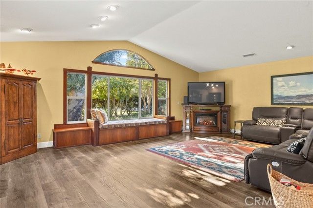 16 Felicidad Lane, Chico, CA 95973