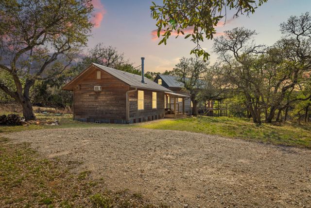 350 River Rapids RD, Wimberley, TX 78676