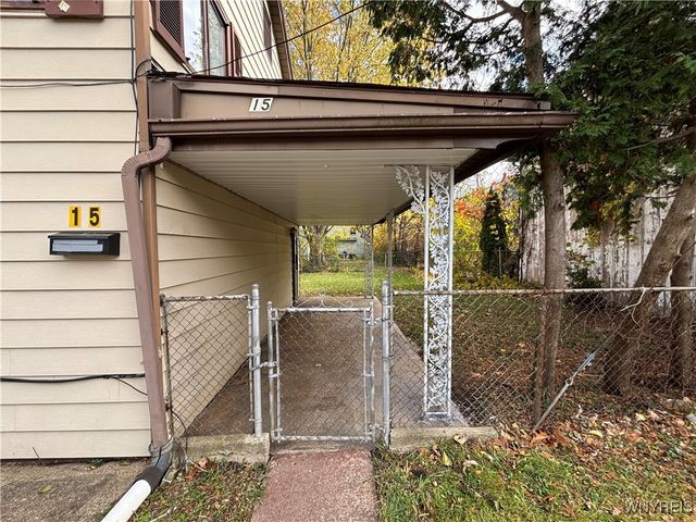 15 4th Street, Evans, NY 14006