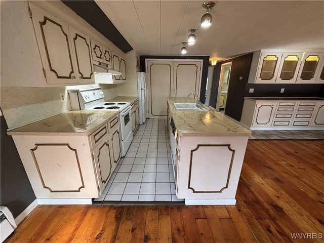 15 4th Street, Evans, NY 14006