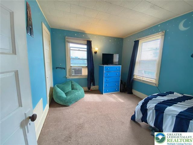 541 Wilkes Barre Street, Easton, PA 18042