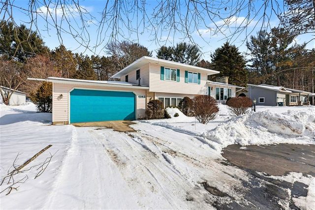 6142 Lake Harbor Road, Norton Shores, MI 49441