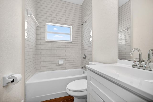 402 NW 12th Avenue, Boynton Beach, FL 33435