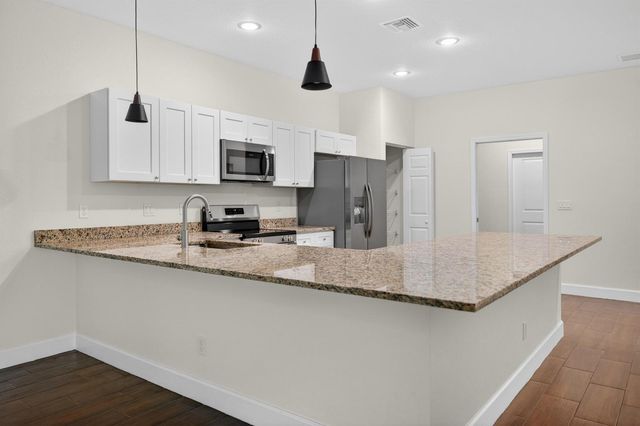 402 NW 12th Avenue, Boynton Beach, FL 33435
