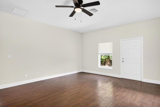 402 NW 12th Avenue, Boynton Beach, FL 33435