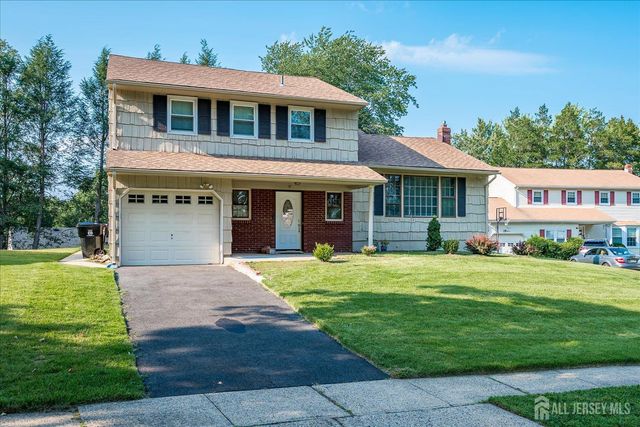 17 Myrtle Road, East Brunswick, NJ 08816