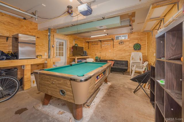 1250 Cleveland Avenue, Marquette, MI 49855