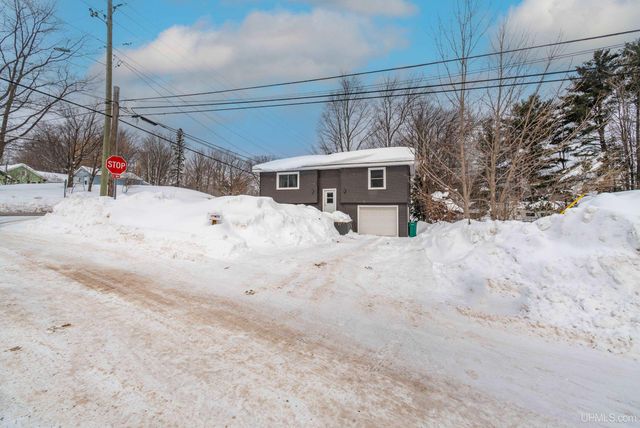 1250 Cleveland Avenue, Marquette, MI 49855