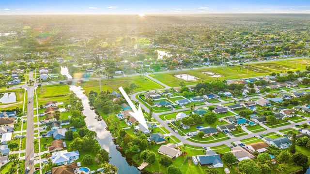113 Cordoba Circle, Royal Palm Beach, FL 33411