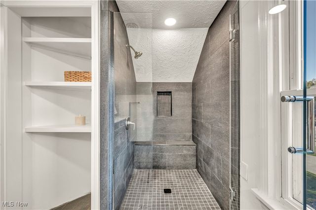 2063 Columbia Road, Westlake, OH 44145